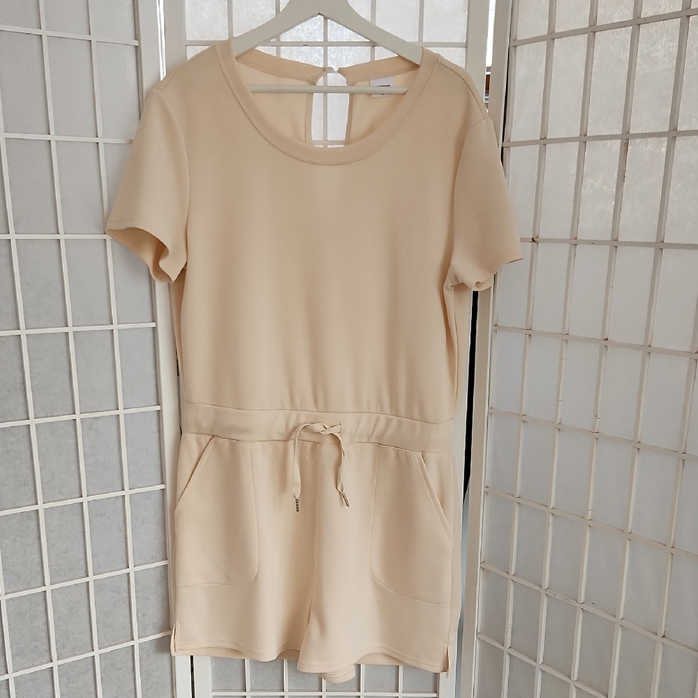 Women's Short Sleeve Drawstring Romper - Cream
